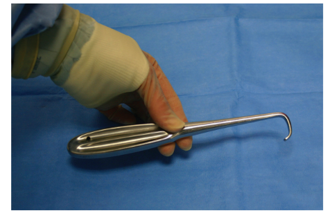 <p>Nickname: Baby Appendiceal</p><p>Use: Atraumatic retraction - ENT, thyroid, hernia, and open appendectomy procedures</p><p>Features: Grooved handle, right-angle, toe-in blade tip.</p>