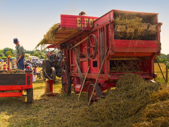 <p>There is little evidence of machinery within the novel.<br>However, one key image is of the threshing machine at Flintcomb-Ash, presented as the "primium mobile" in an omnipotent tone. Thus the machine is depicted as demanding, dehumanising the workers in an unscrupulous manner. It could be argued that you could liken Alec to this machine, relentless as it evokes suffering and persistent, in a similar way that Alec continues to appear in Tess's life.</p>