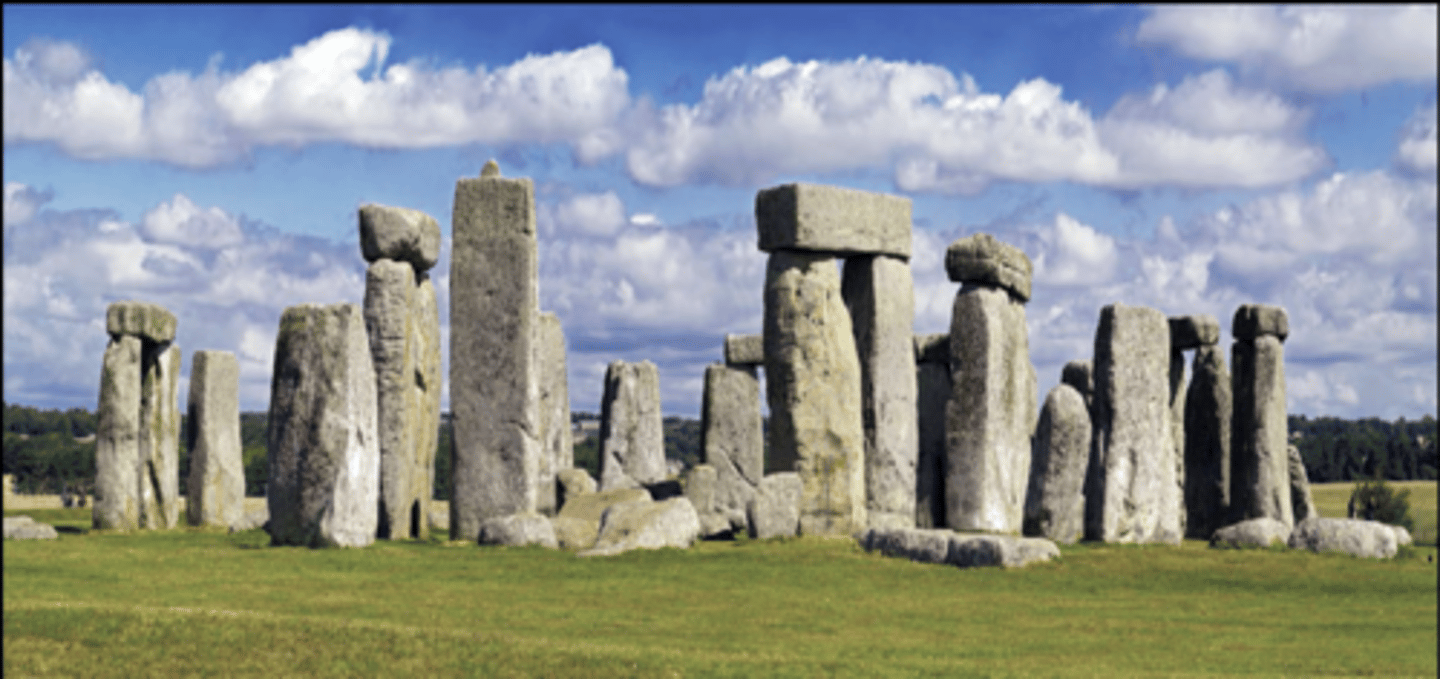 <p>sandstone/circle of megalithic stones, the larger stones are sarsen and the innerstones are bluestones, trilithon is the 2 posts and a lintel, they are joined vertically with mortise and tenon joint and across by tounge and groove, uknown, 3 phases of construction</p><p>1. the stones - concentric circles of sarsens and bluestones</p><p>2. the henge - a circular monument with a bank on the outside</p>