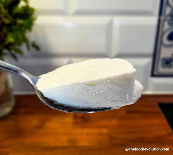 <p>Thick</p><p><span style="background-color: oklch(0.9798 0.005 78.300003); color: oklch(0.2642 0.013 93.900002 / 0.6);"><span>Thick yogurt does not please me.</span></span></p>