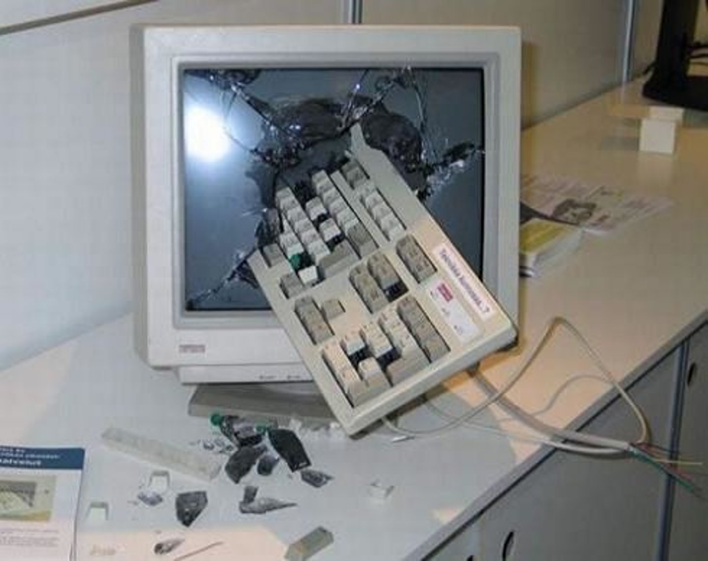 <p>broken</p>