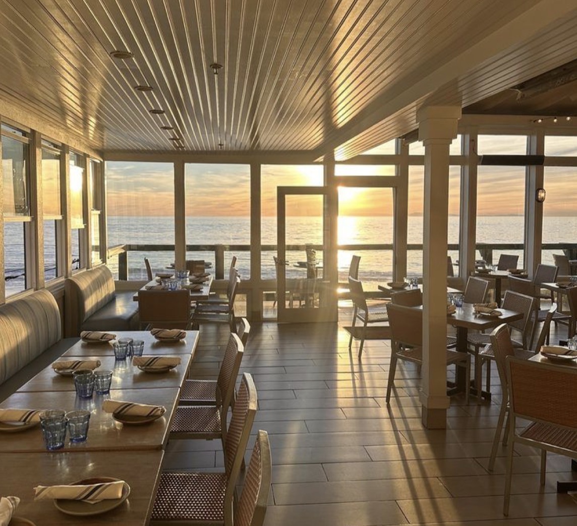 <p>das Restaurant, die Restaurants</p>