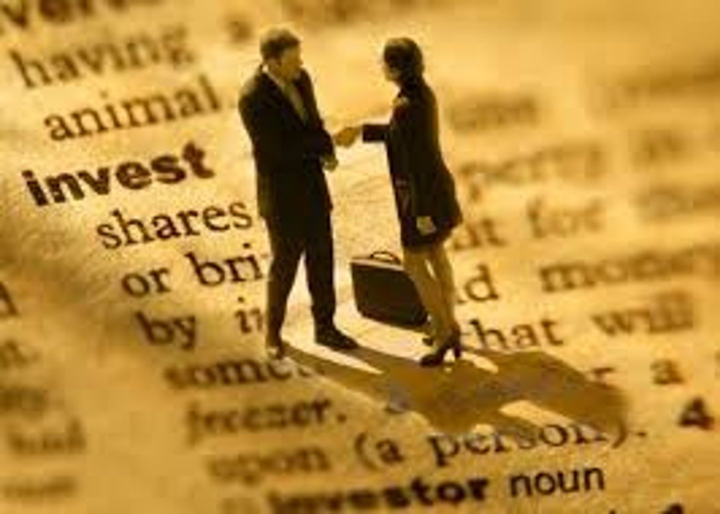 <p>n phr the buying and selling of land or buildings = real estate market, housing market &gt;&lt; individual property thị trường bất động sản The property market has been booming in recent years. /ˈprɒpərti ˈmɑːrkɪt/</p>