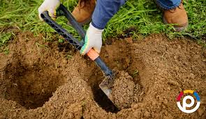 <p>to dig (đào, bới, đào bới để tìm cái gì đó “nach etw wühlen”)</p>