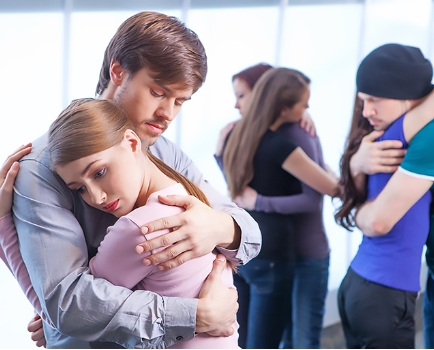 <p>Jane suffers from depression, she has a <strong>psychological</strong> problem</p><p><span>|saɪkəˈlɒdʒɪk(ə)l|</span></p><p>Психологический</p>