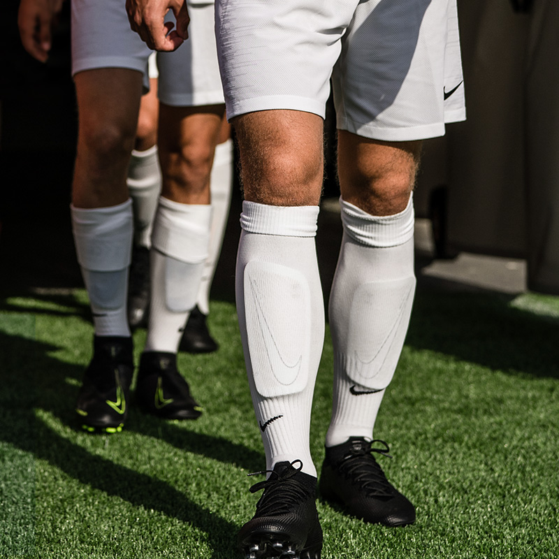 <p>(knee-length) socks</p>