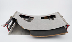 <p>What kind of grid is this? It moves when the exposure is made. This movement blurs the grid lines. Why isn't it commonly used in veterinary medicine?</p>