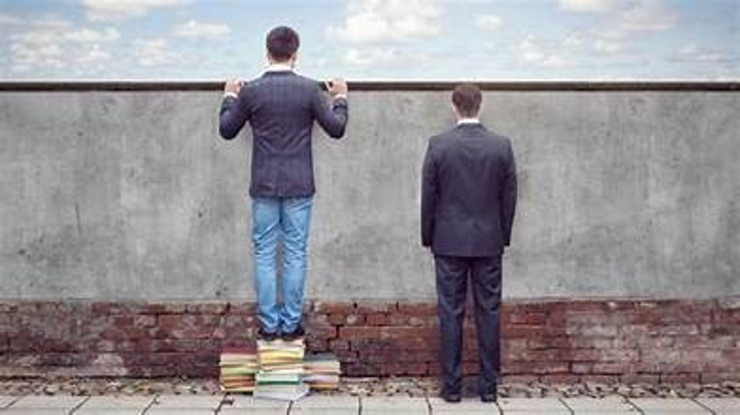 <p>mở rộng. Ex: Reading books can _____ your view of the world.</p>