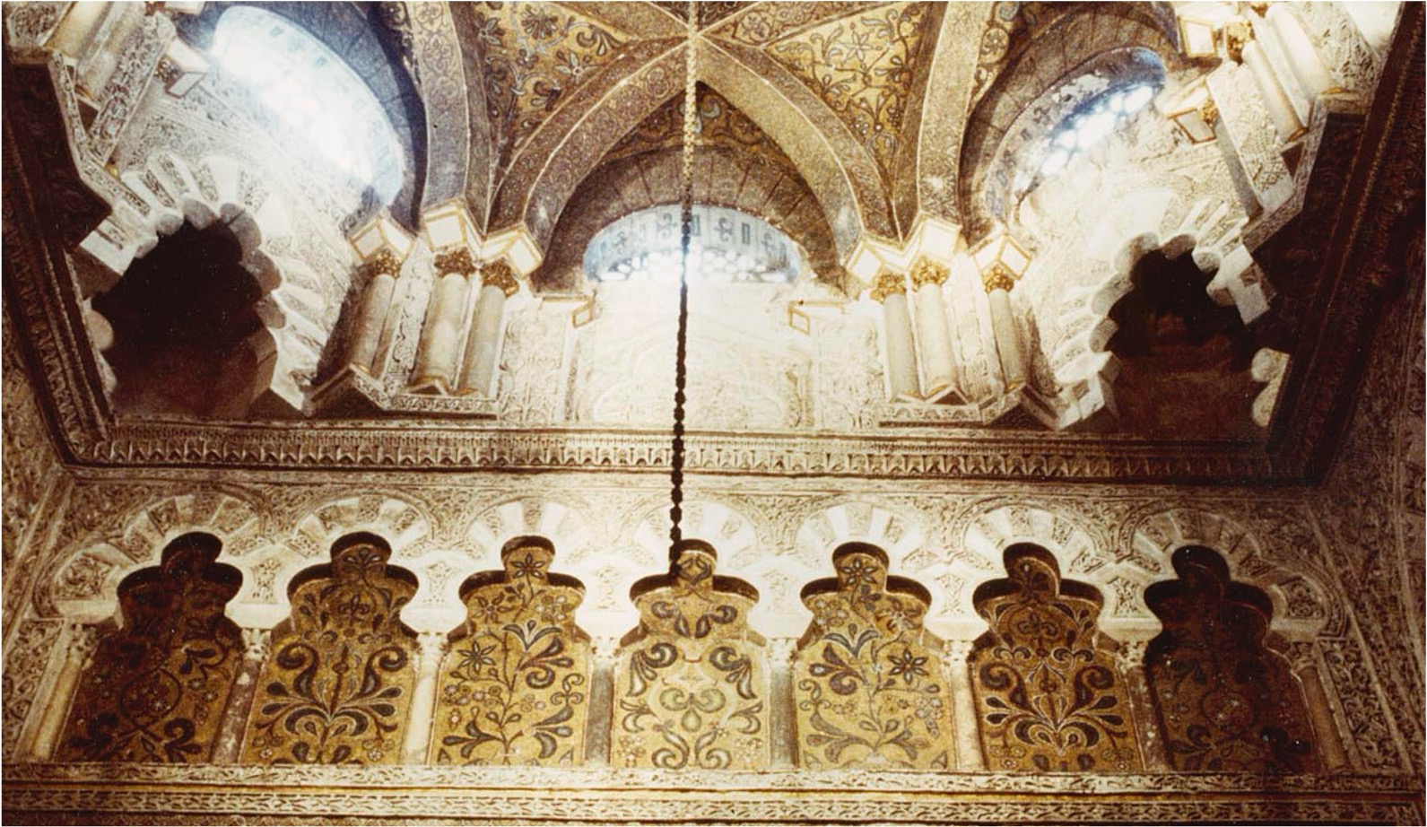 <p>Maqsura, Great Mosque of Cordoba, (Spain), 833-52 CE</p>