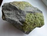 <p>olivine handsample </p>