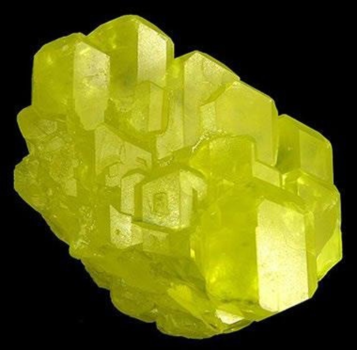 <p>Compounds of metals combined with sulfur.</p>