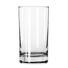 <p>un vaso</p>