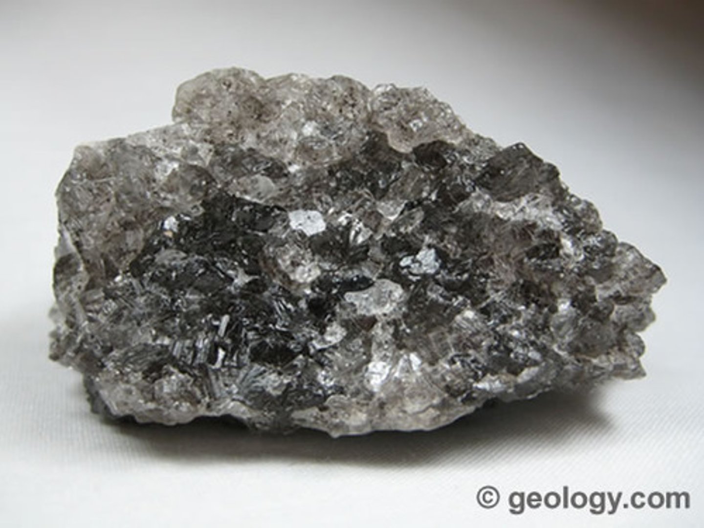 <p>Sedimentary rock that forms when minerals crystallize from a solution.</p>