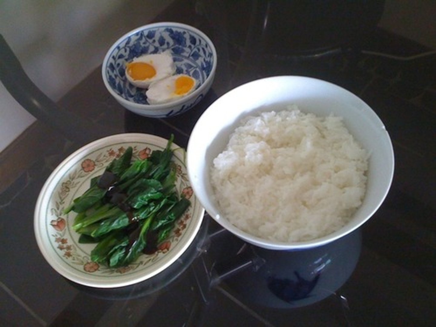 <p>そまつ（な） thô kệch, (đối xử) tệ</p>