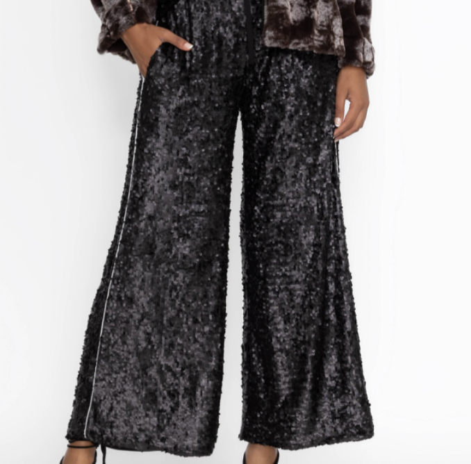 <p>GABIE SEQUEN PANT</p>