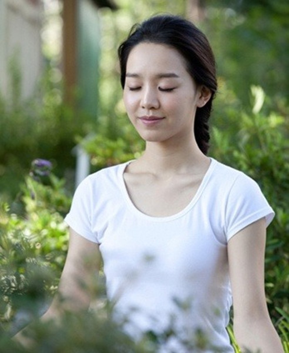 <p>(adj) of sound mind; not mad (khỏe mạnh về tinh thần/ tỉnh táo) - She was deemed ____ after the evaluation.</p>