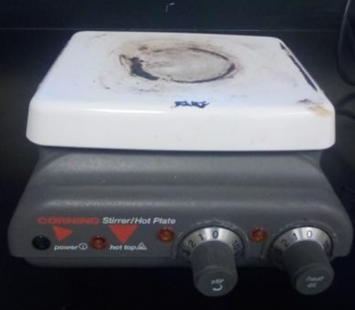 <p>hot plate / magnetic stirrer </p>