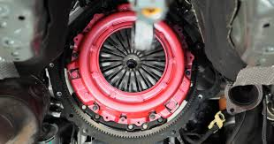 <p><strong>Q:</strong> What does the <strong>clutch</strong> do?</p>