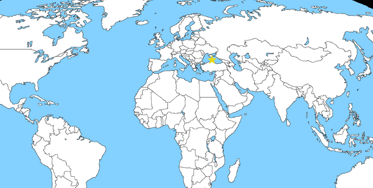 <p>what water body is located here?</p>