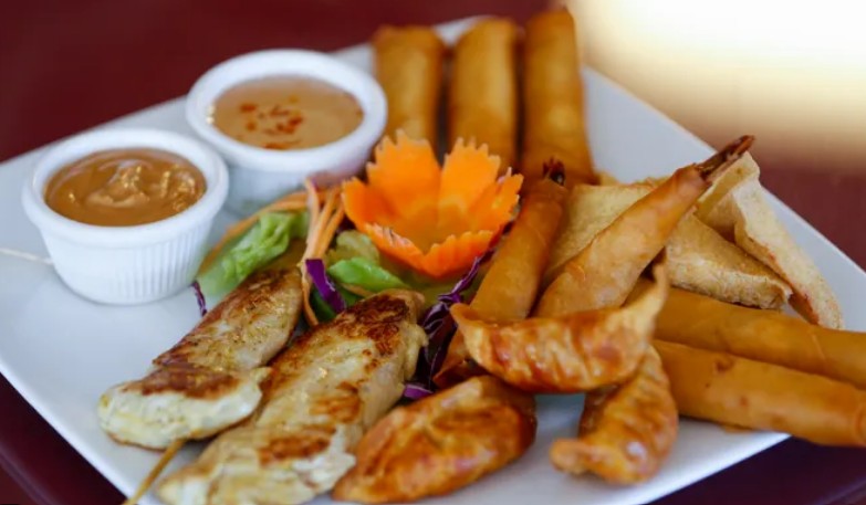 <p><span style="background-color: transparent;"><span>Appetizers </span></span></p>