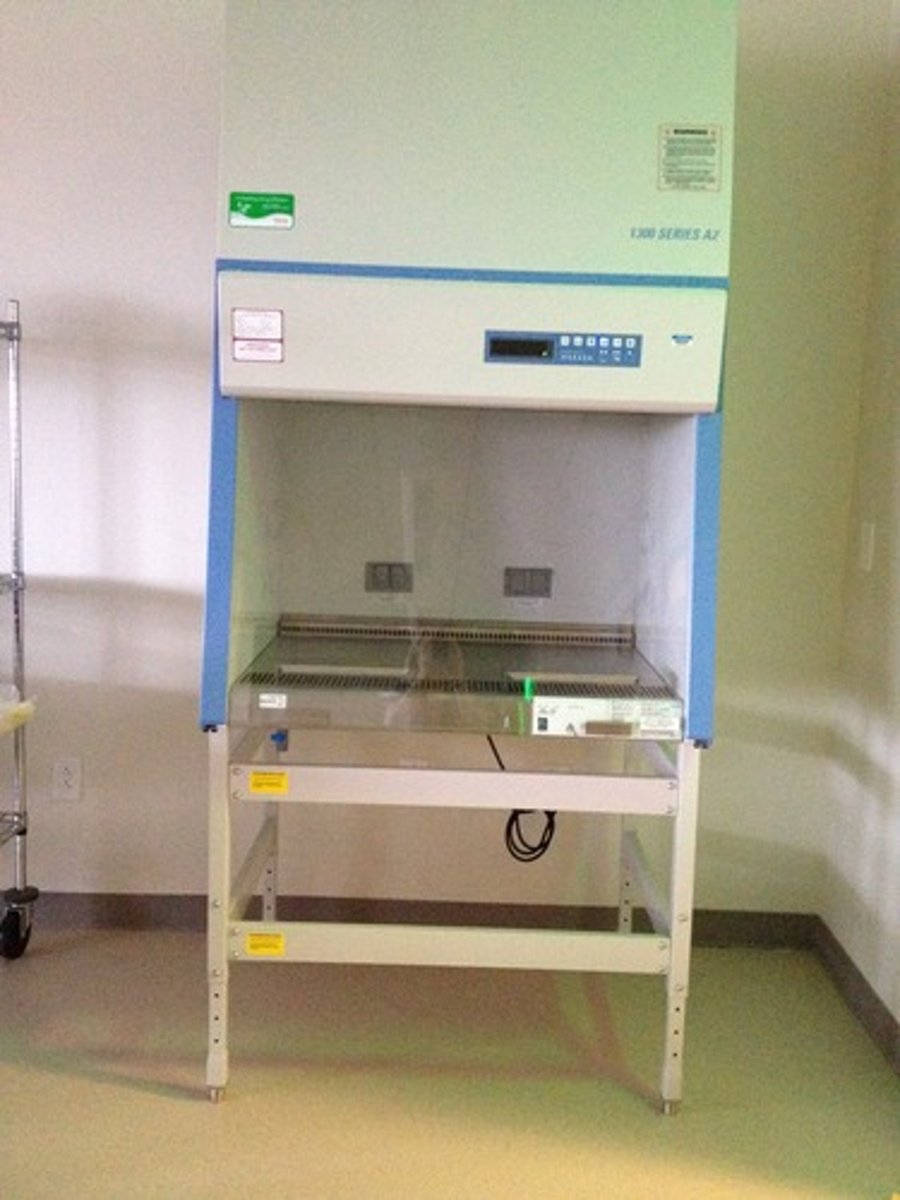 <p>• Product and personnel protection</p><p>• High volume of vertical laminar-flow HEPA-filtered air coming down from top of the cabinet and across work surface</p><p>• Most commonly used</p>
