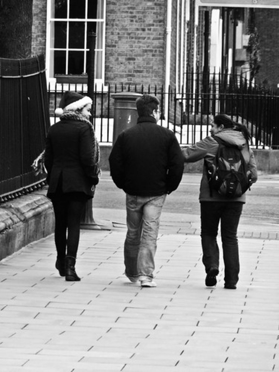 <p>đi lang thang</p>