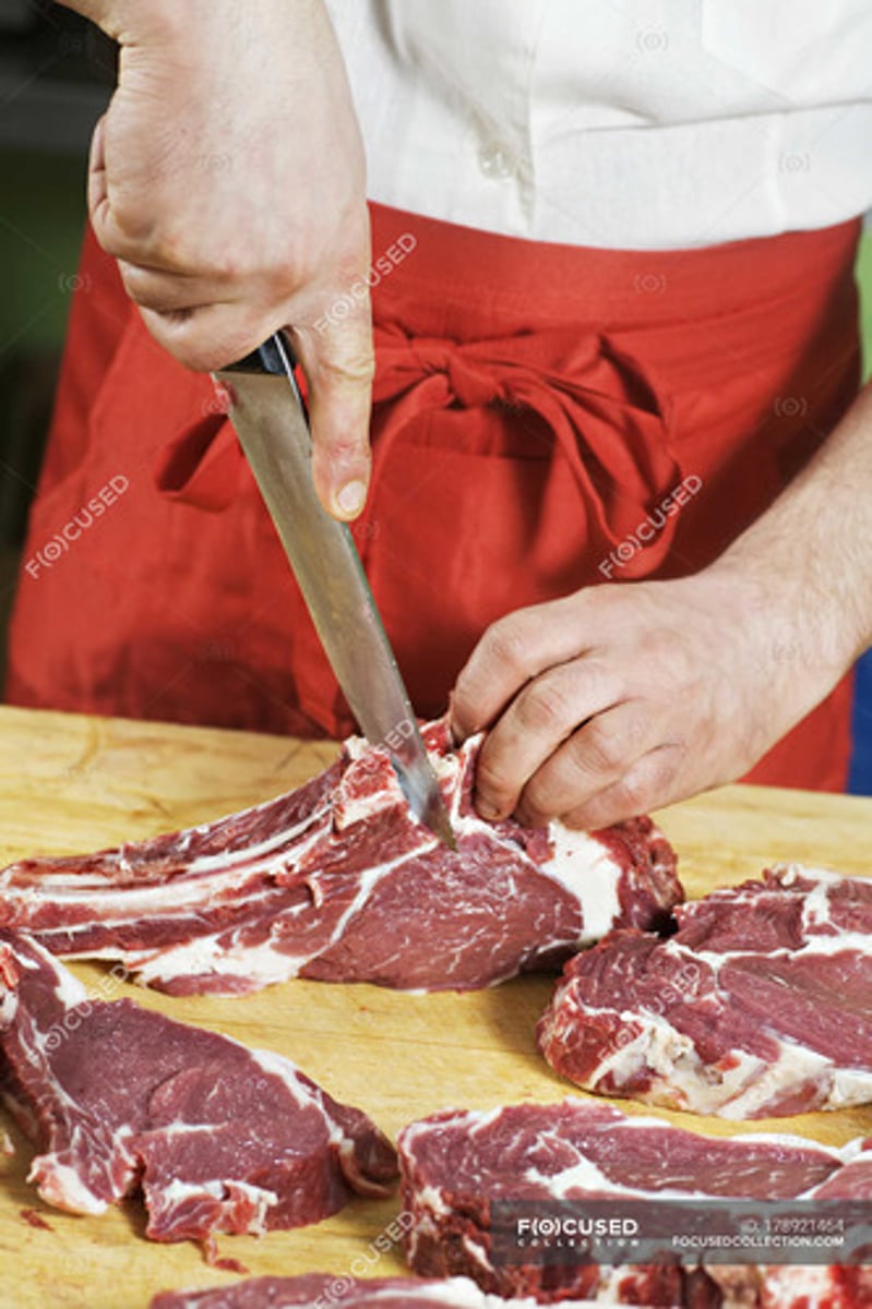 <p>chặt, đốn, bổ, chẻ</p>