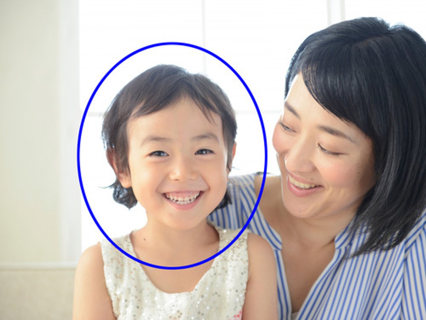 <p>con gái<br>내 여동생이 딸을 낳았어요<br>Em gái tôi đã sinh con gái</p>