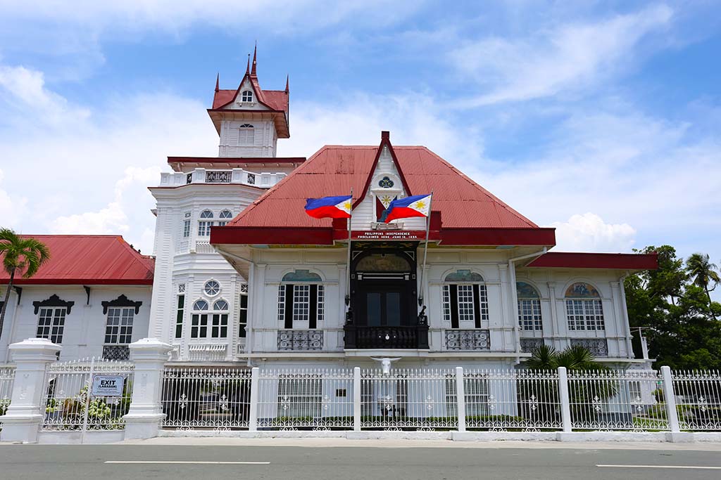 <p>The birthplace of Philippine Independence, where the shrine is the site of the declaration of Philippine Independence in Kawit.</p>