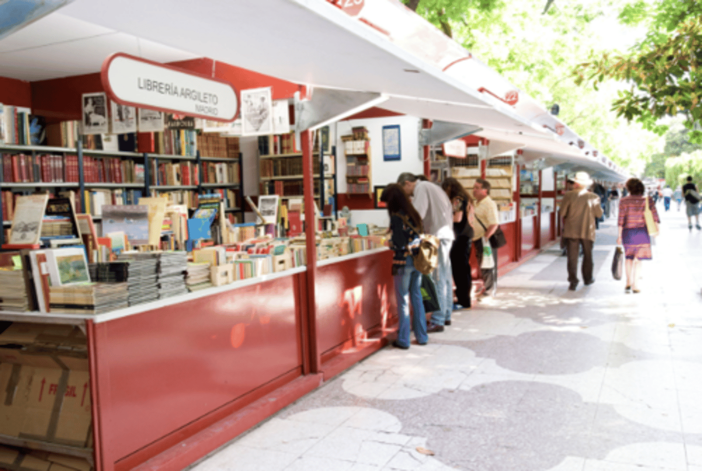 <p>Las ferias de libro en España</p>
