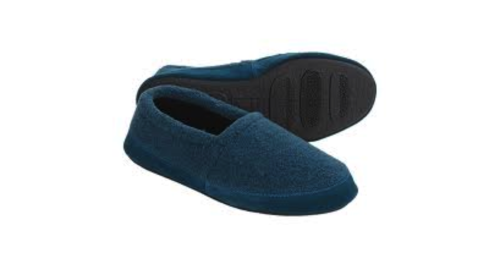 <p>slippers (sometimes sneakers)</p>