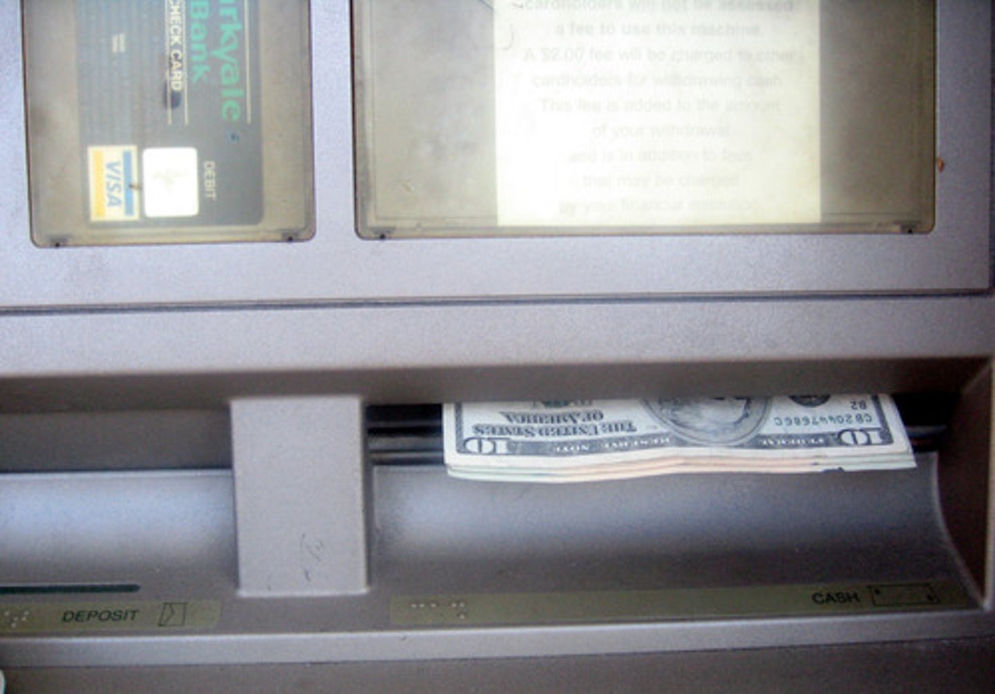 <p>зняти кошти з</p>