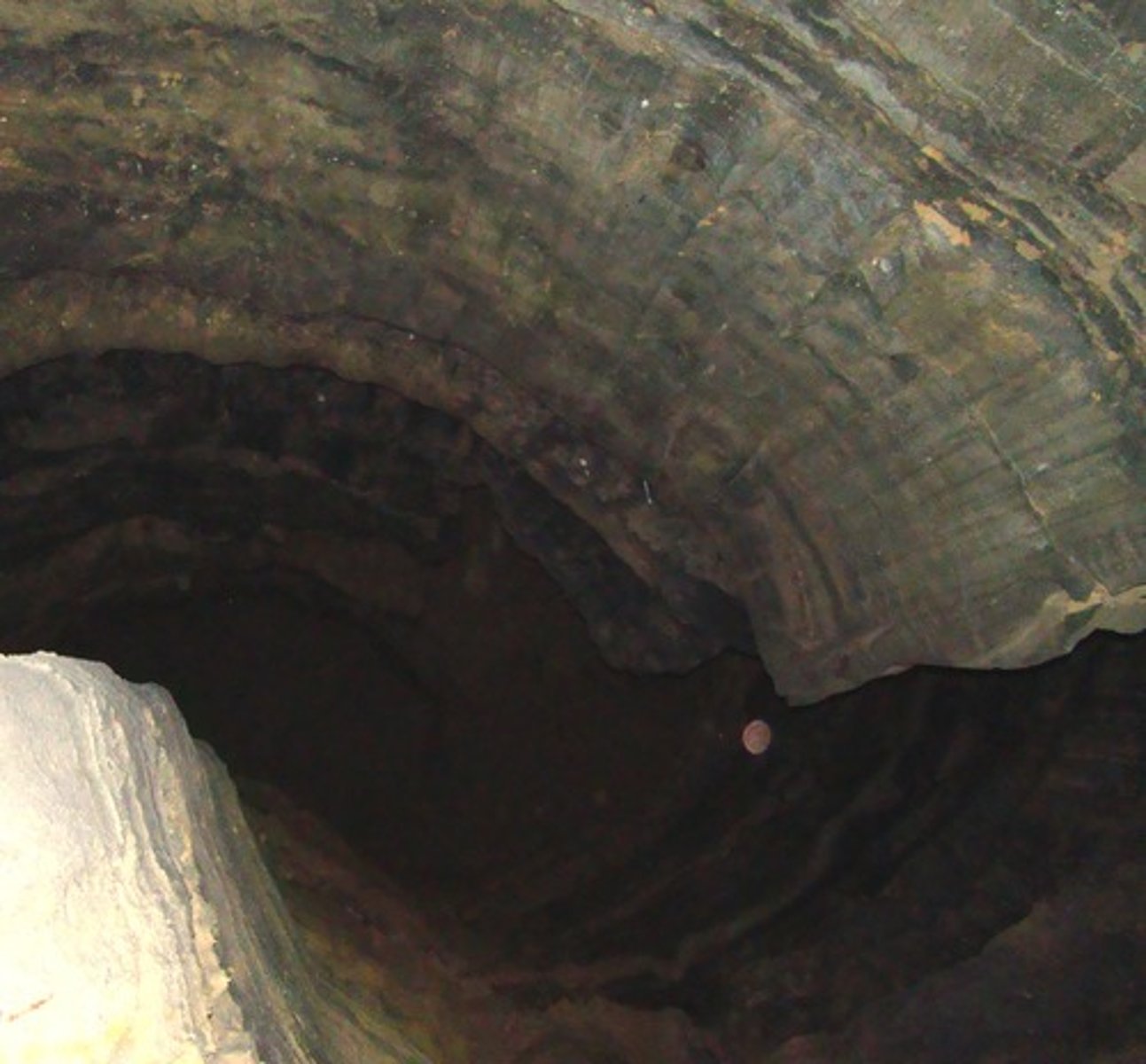 <p>an extremely deep hole</p>