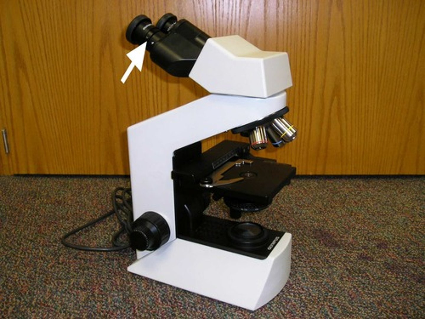 <p>Diopter Adjustment</p>