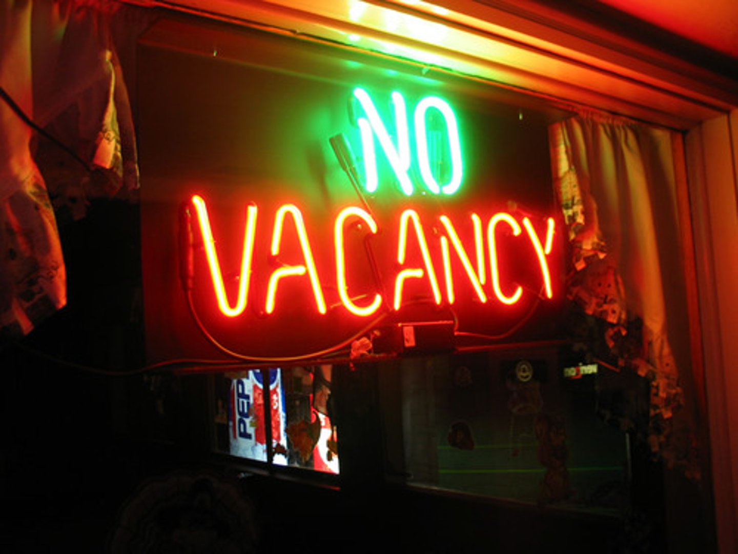 <p>full (no vacancies)</p>