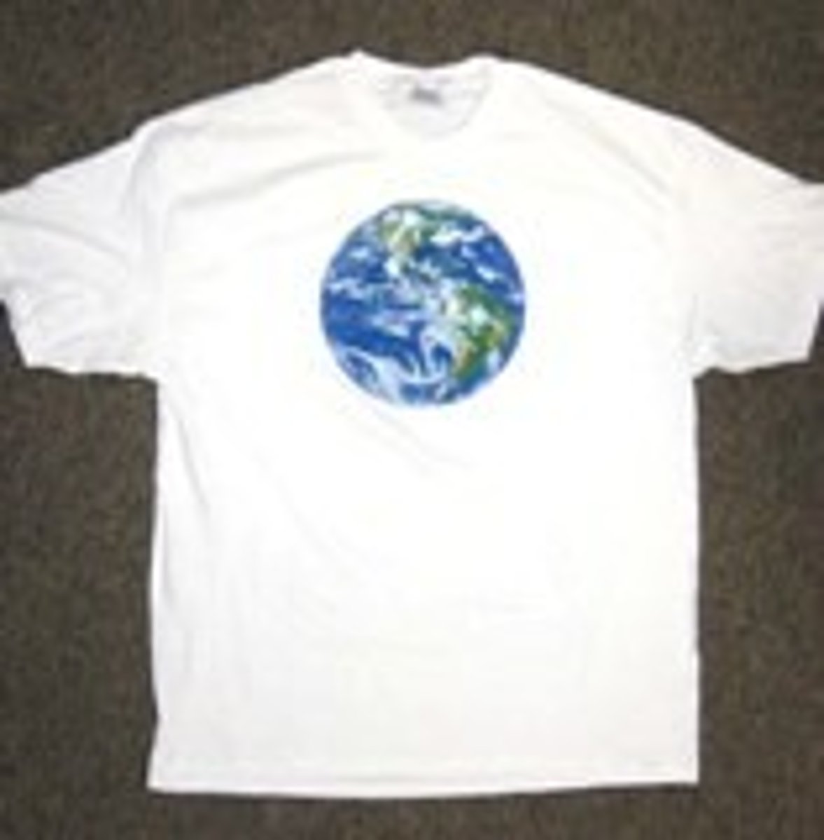 <p>a piece of cotton clothing for the top part of the body with short sleeves and no collar</p>