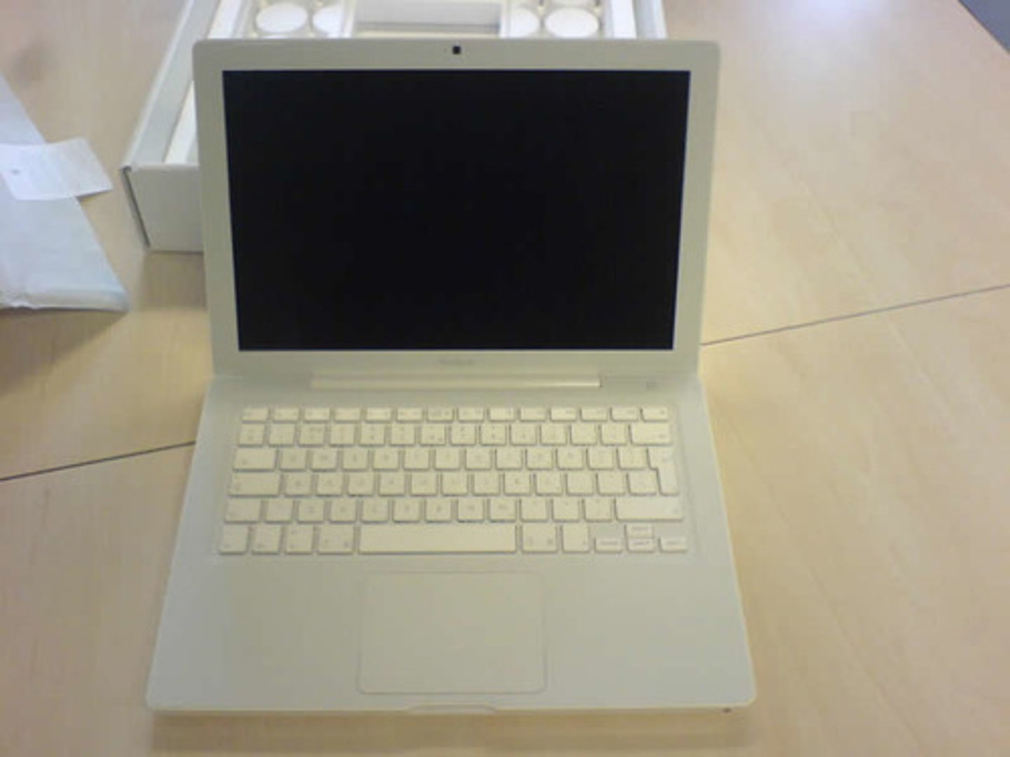 <p>laptop</p>