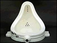 <p>Fontána-duchamp</p>