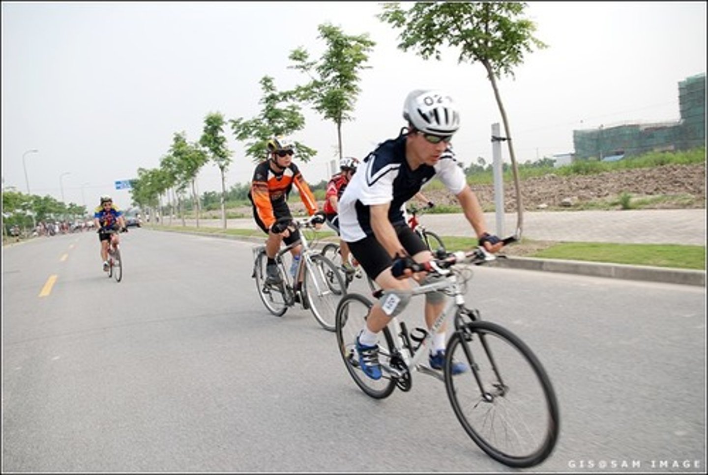 <p>zì xíng chē</p><p>(bicycle)</p>