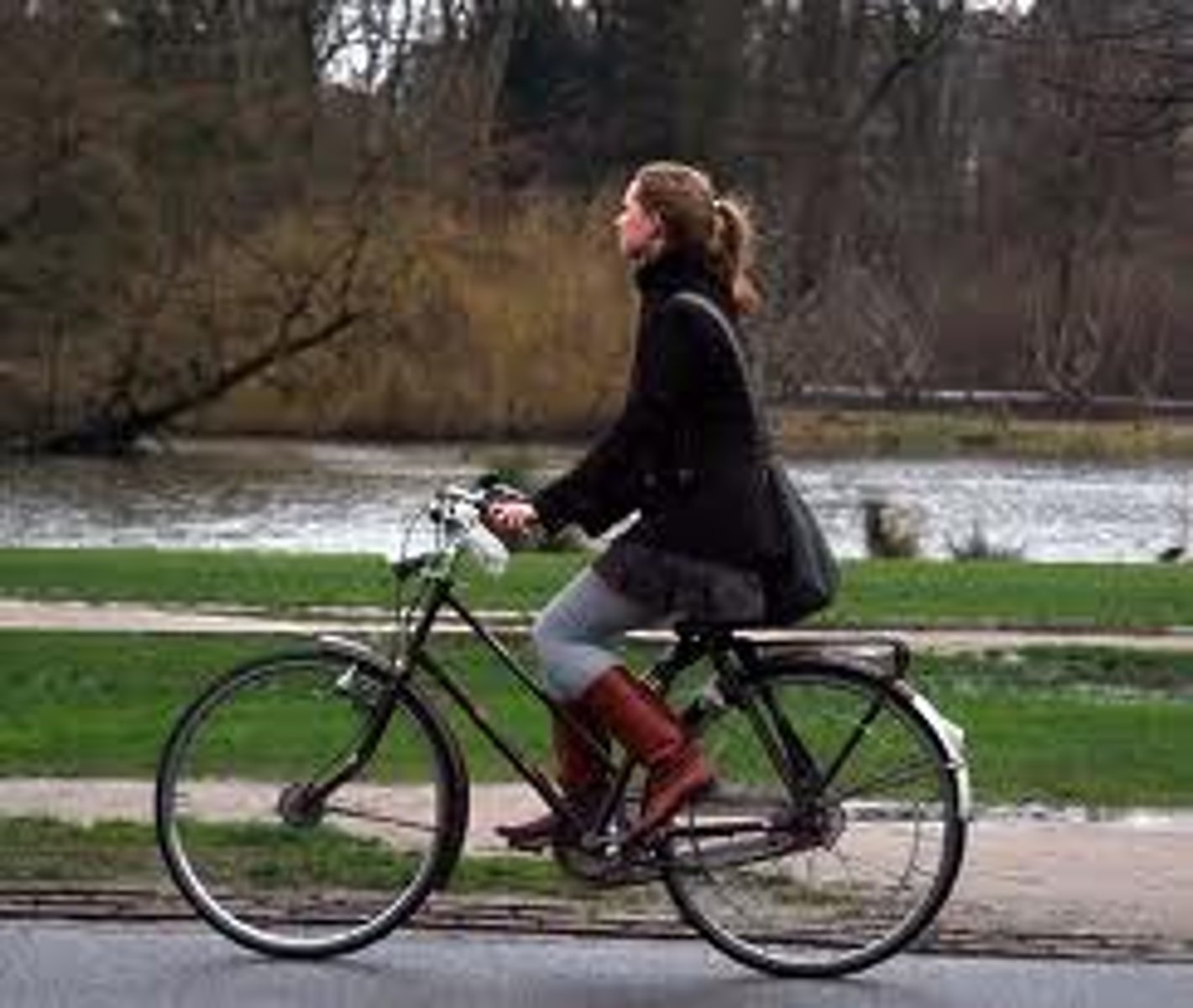 <p>to ride a bike</p>