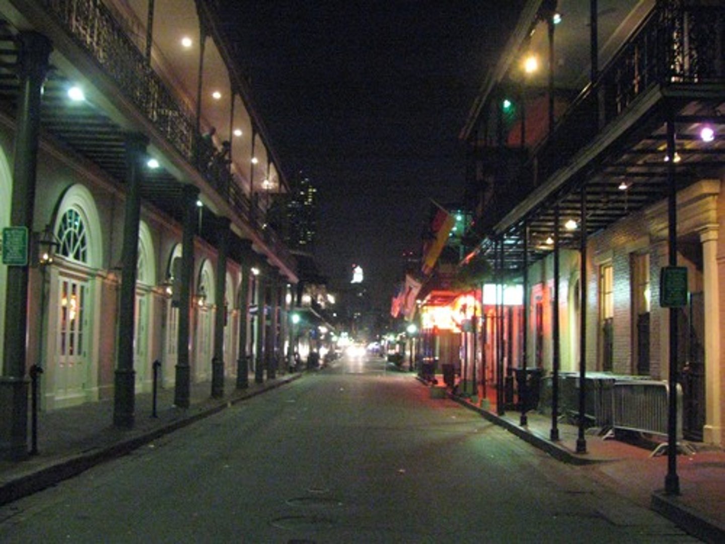 <p>to order people must stay inside their houses after a particular time in the evening</p>