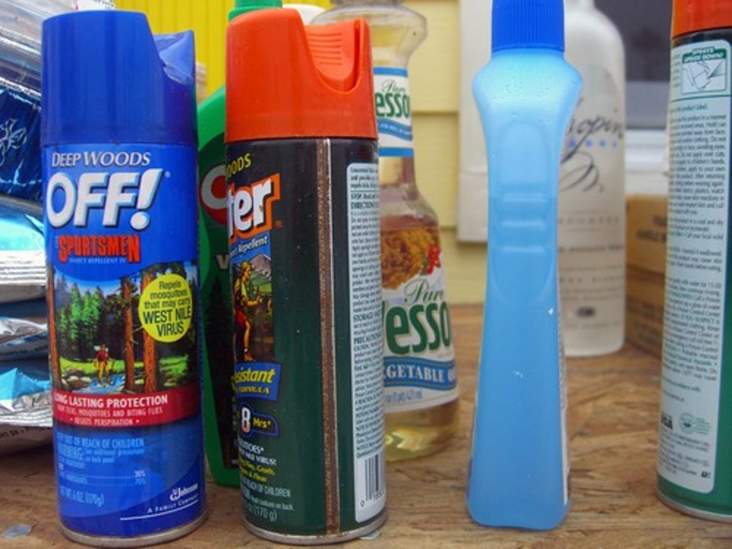 <p>insect repellent</p>
