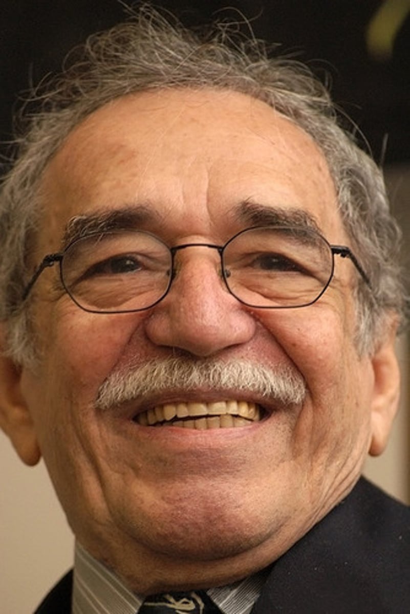 <p>era: modernismo</p><p>fue reconocido por su contribución a la literatura con el Premio Nobel de Literatura en 1982</p><p>él es el escritor colombiano más famoso</p><p>tenía un Premio Nobel de Paz</p>