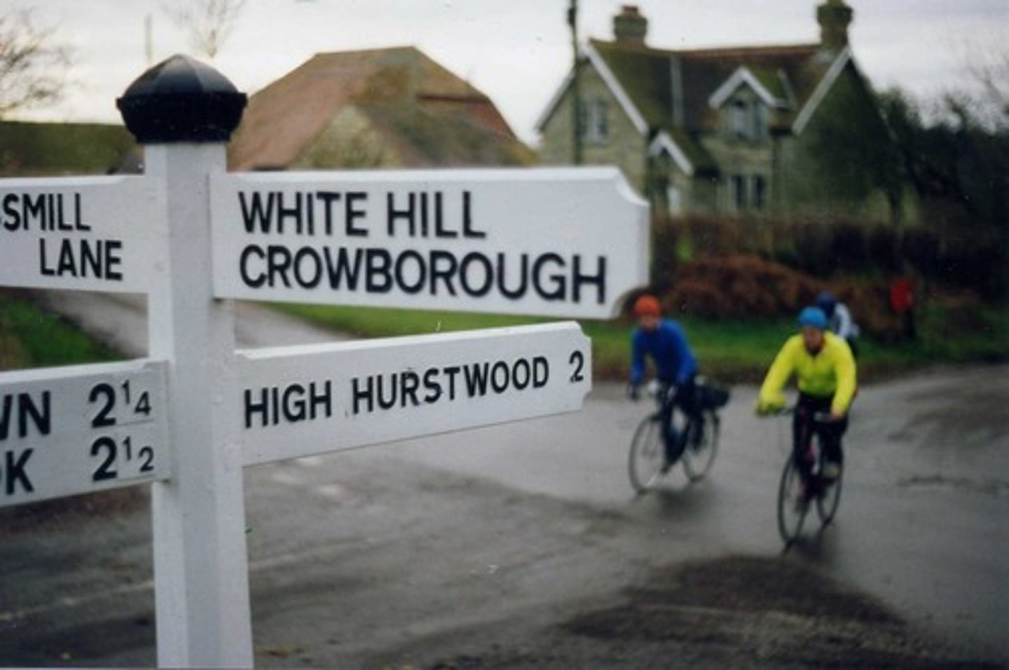 <p>Yön Tabelası/Yol Tabelası</p>