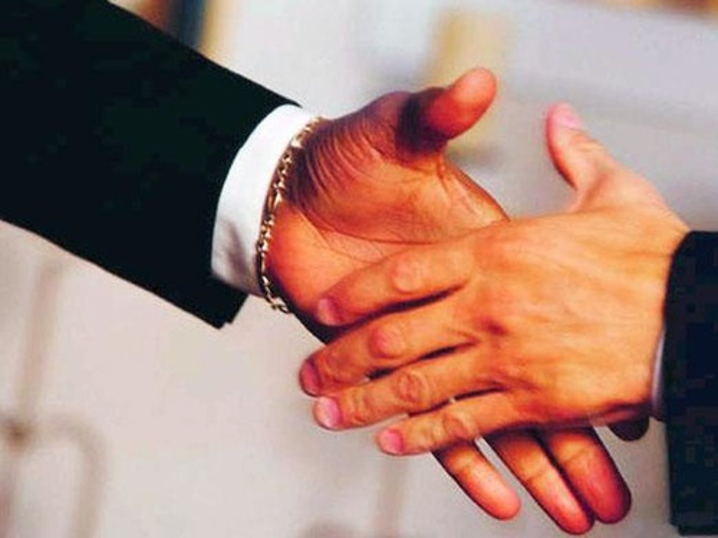 <p>chấp nhận lời đề nghị</p>