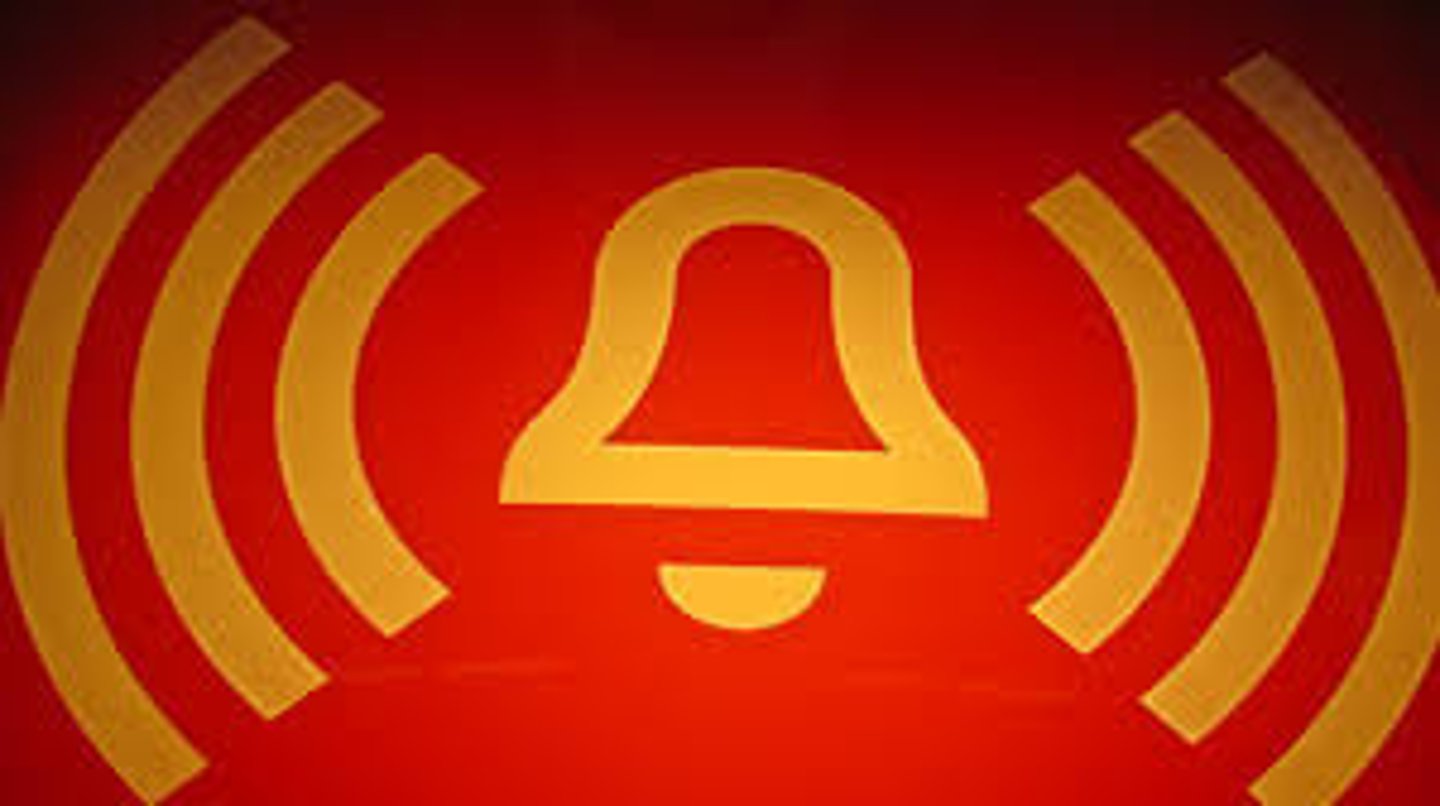<p>a warning to people to be prepared to deal with something dangerous: cảnh báo</p><p>ex:he public were warned to be on the alert for (= watching carefully for) suspicious packages.</p>