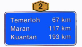 <p>What is the difference from Kuantan to Maran based on the sign below?</p>