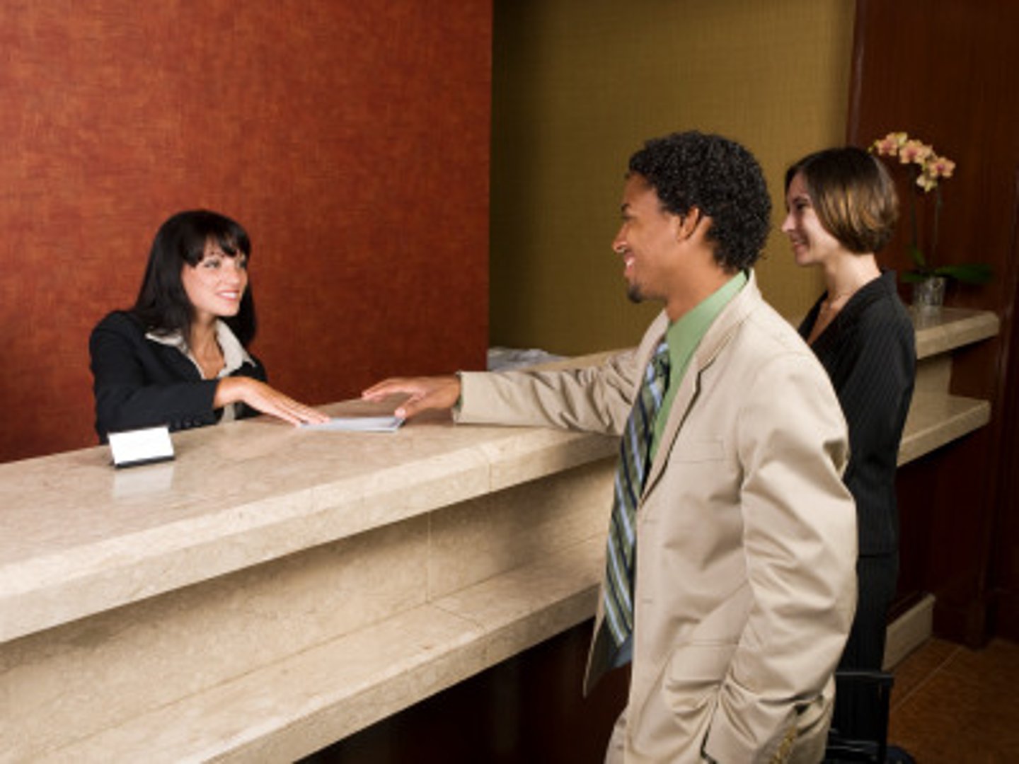 <p>front desk(hotel)</p>