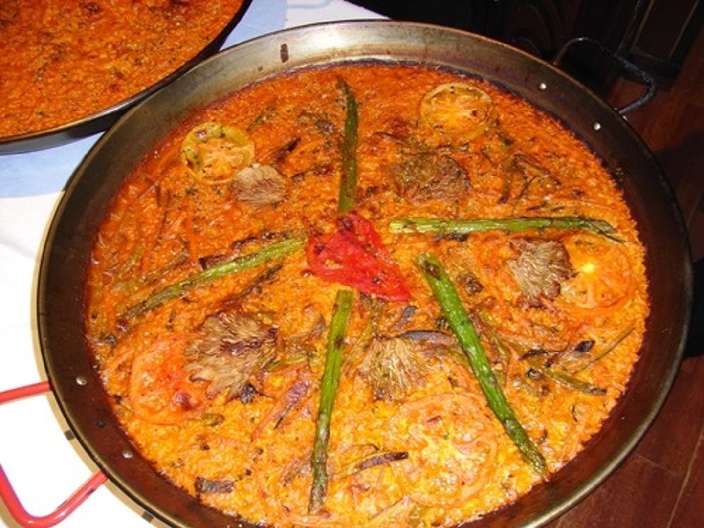 <p>rice and seafood dish</p>