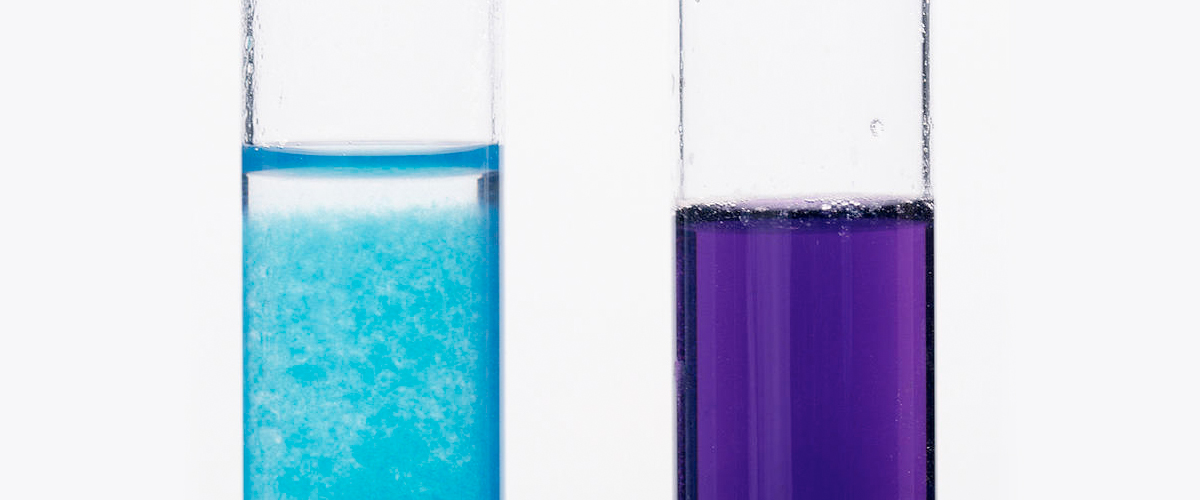 <p>biuret test:</p><ul><li><p>place 3 cm³ of liquid testing substance in a boiling tube (if not liquid, first crush w/ pestle and mortar and add distilled water, then use filter paper and funnel to create a filtrate)</p></li><li><p>add 3 cm³ of dilute NaOH solution and mix</p></li><li><p>add 10 drops of dilute copper (II) sulfate solution and mix</p></li><li><p>(this is biuret solution - may be premixed)</p></li><li><p>if positive - blue → violet</p></li></ul><p></p>